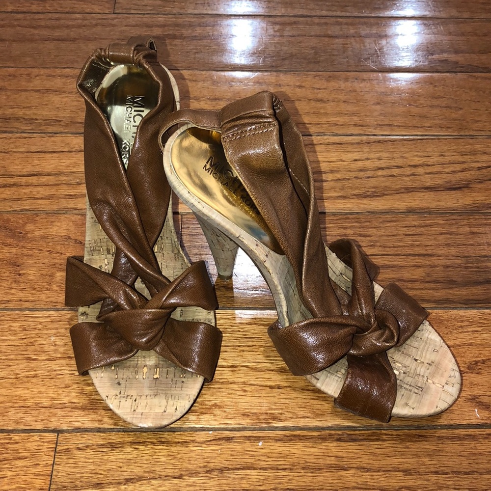 MICHAEL KORS cork platform brown leather heels